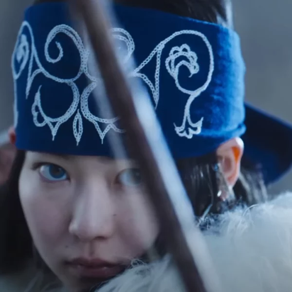 A TOHO divulgou um trailer onde mostra os bastidores da adaptação para filme live-action do mangá Golden Kamuy de Satoru Noda.