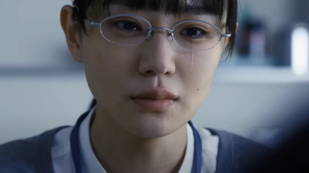 Foi divulgado o primeiro trailer e uma imagem promocional da adaptação para filme live-action do mangá Sensei's Pious Lie.