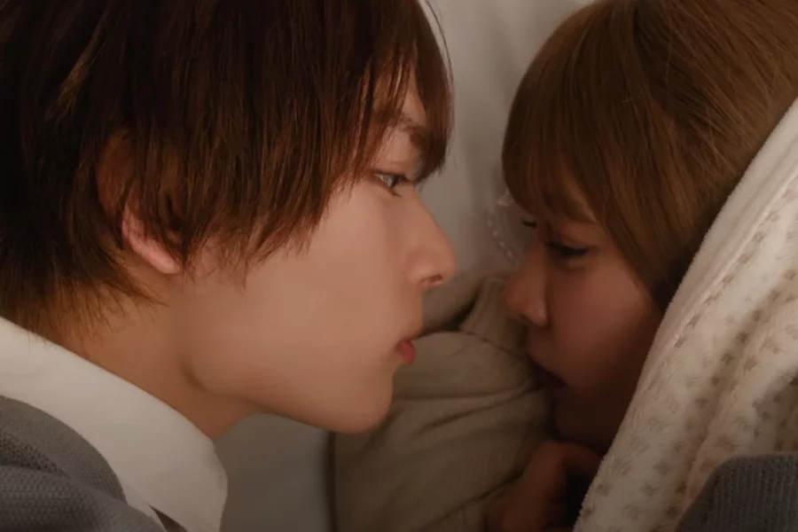 Foi divulgado um trailer da adaptação para um filme live-action do mangá Koi o Shiranai Boku-tachi wa (We Who Know Nothing of Love).