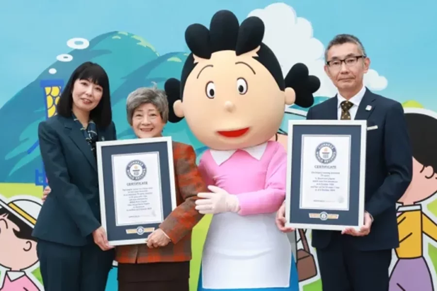 Sazae-san completa 55 anos e recebe dois prêmios do Guinness, destacando sua longevidade e a carreira de Midori Kato como dubladora.