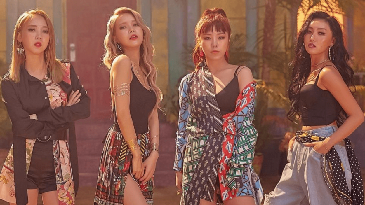 Mamamoo anuncia comeback em comemoração ao 12º aniversário, com álbum completo e turnê mundial passando por vários países.