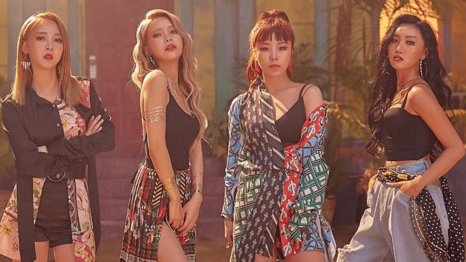 Mamamoo anuncia comeback em comemoração ao 12º aniversário, com álbum completo e turnê mundial passando por vários países.